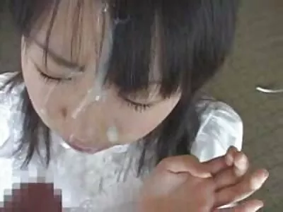 Alyssia 和 Nikky 依次得到他们渴望的洞