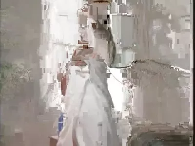 常春藤沃尔夫深喉厚厚的鸡巴，并得到很好的性交
